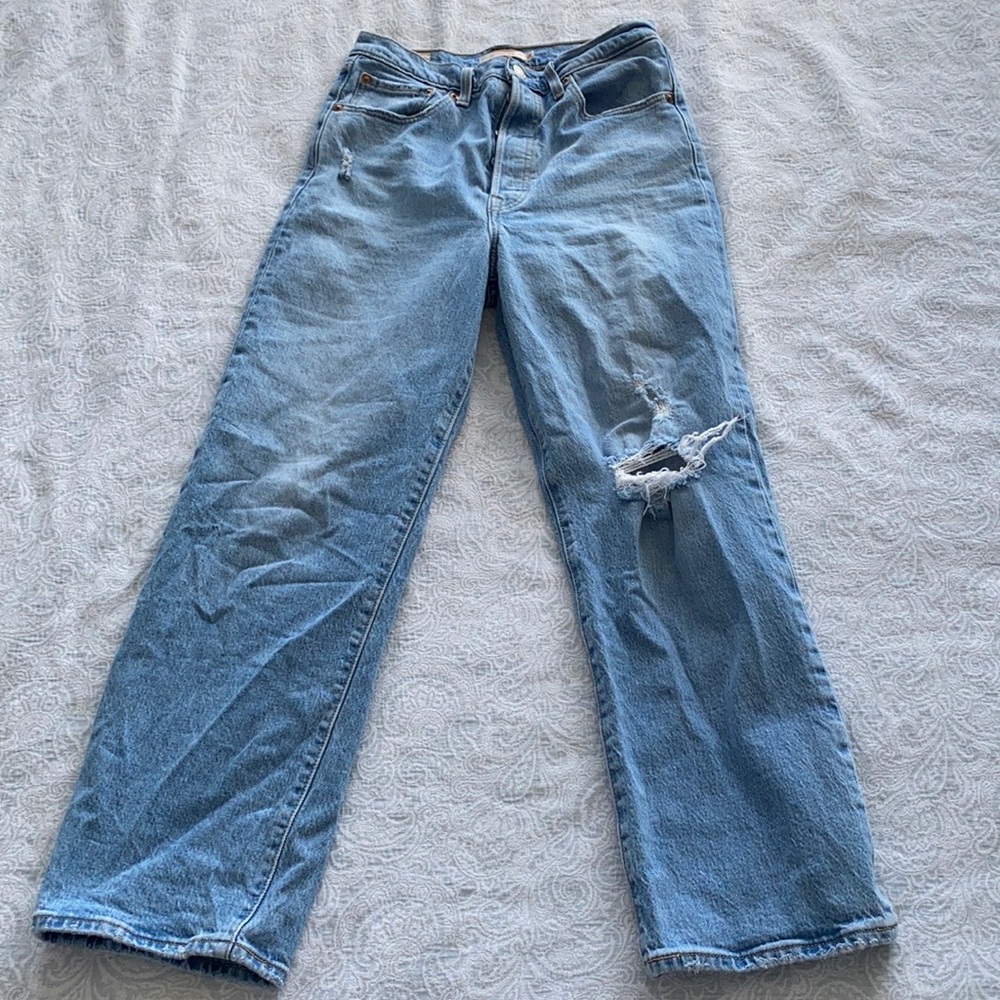 Levi’s straight wedgie!! - Picture 1 of 3